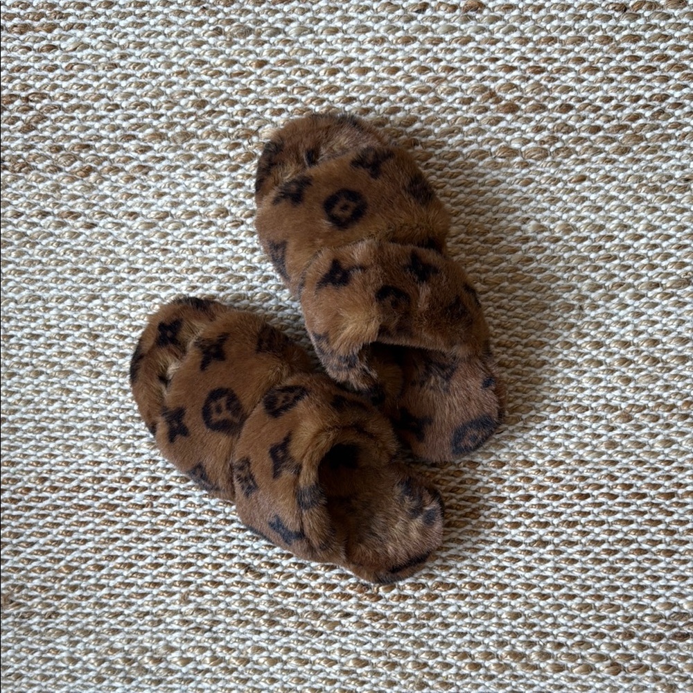Brown Faux Fur Slippers with Black Pattern